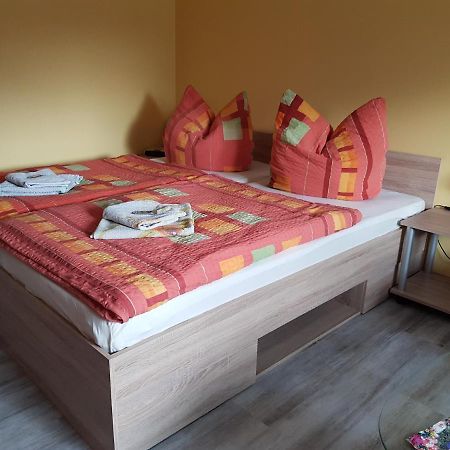 Ferienwohnung Rixen Dargelin Екстер'єр фото